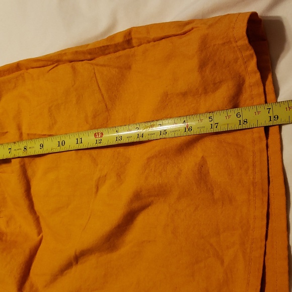 Size 40 elestic waist shorts nwt  or size 20womens - Picture 2 of 5